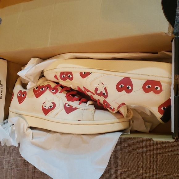 Play Sneakers - Picture 12 of 12